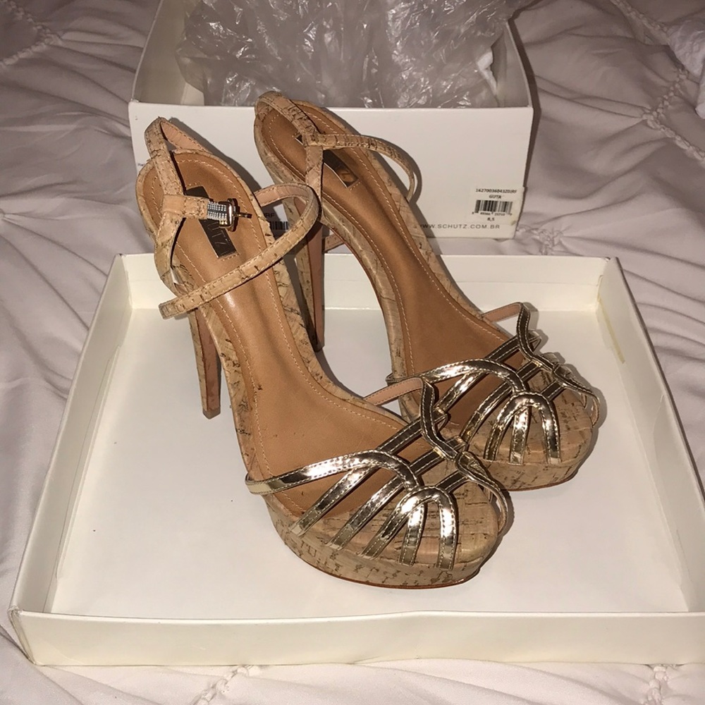 Schutz Guta heeled sandal